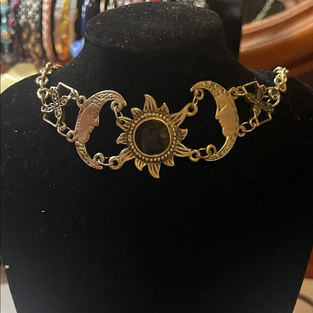 Vintage Silver Tone Sun and Moon Choker Necklace - Picture 1 of 3